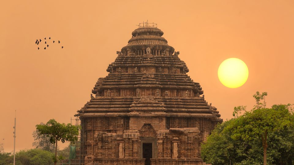 Far East North India Tour